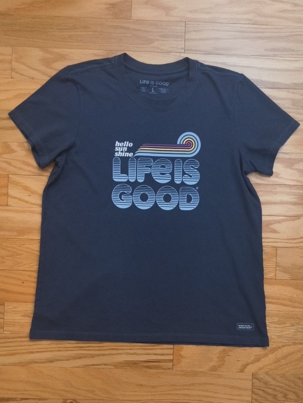 Life Is Good Navy Graphic Tee Retro Stripe Size L NWT